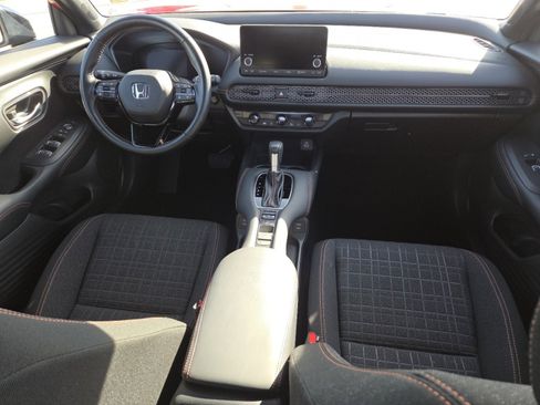 Used 2025 Honda HR-V Sport image 23