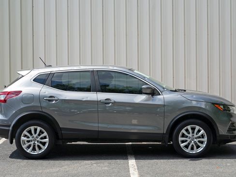 Used 2020 Nissan Rogue Sport S w/ Appearance Package FWD image 45