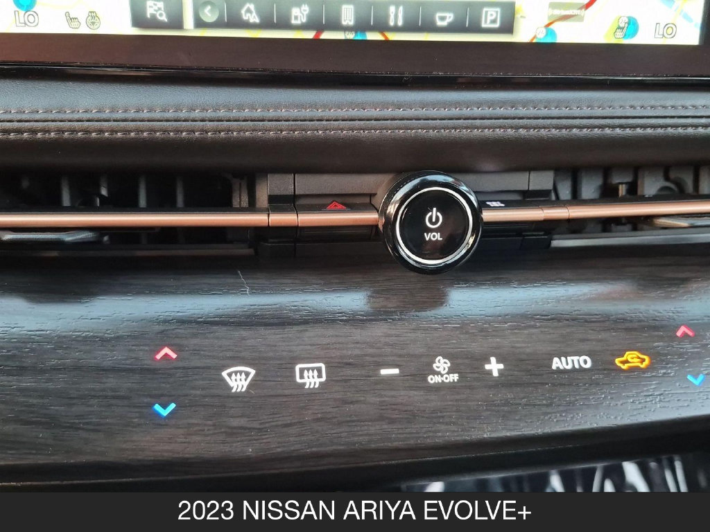 Certified 2023 Nissan Ariya FWD image 24