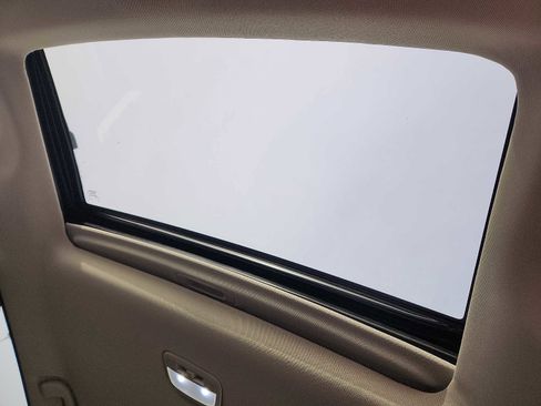 Used 2023 Subaru Outback Premium image 14