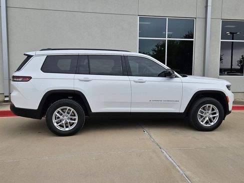 New 2026 Jeep Grand Cherokee L Laredo RWD image 2