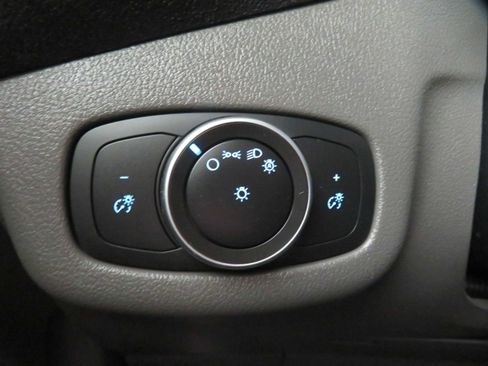 Used 2020 Ford Transit Connect XL image 42