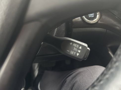 Used 2016 Toyota Avalon XLE image 24