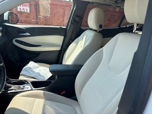 Used 2020 Buick Encore GX Preferred w/ Cold Weather Comfort Package FWD image 12