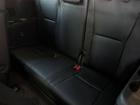 New 2026 Toyota Highlander Limited AWD/4WD image 17