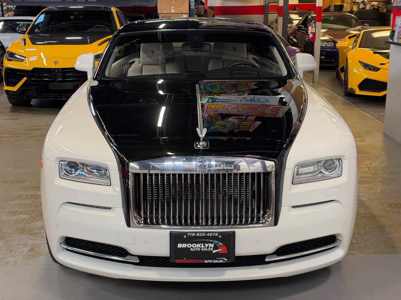 Used 2016 Rolls-Royce Wraith RWD image 3