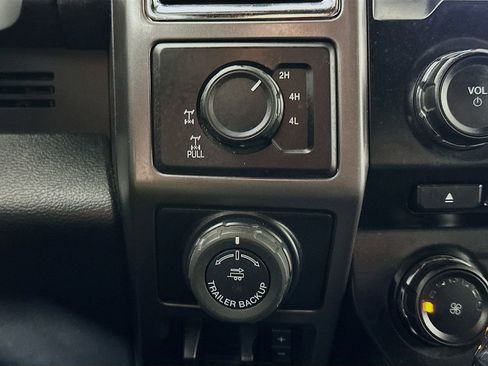 Used 2016 Ford F150 XLT w/ Equipment Group 302A Luxury image 39