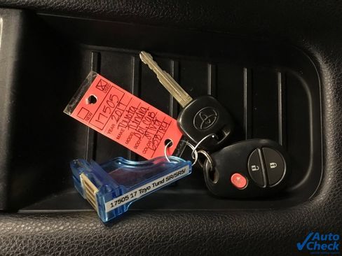 Used 2017 Toyota Tundra SR5 image 58