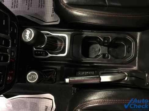 Used 2018 Jeep Wrangler Unlimited Rubicon AWD/4WD image 55