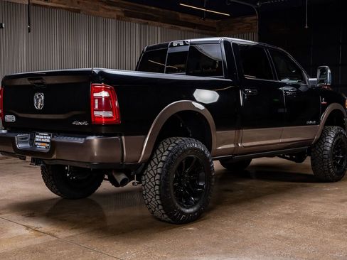 Used 2024 RAM 2500 Limited w/ Safety Group image 10