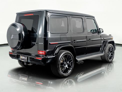 Used 2025 Mercedes-Benz G 63 AMG 4MATIC image 11