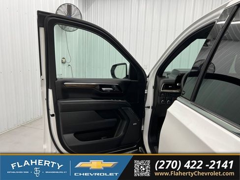 Used 2025 Chevrolet Tahoe High Country w/ Sun And Tow Package AWD/4WD image 8