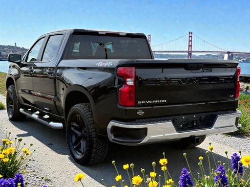 Used 2023 Chevrolet Silverado 1500 LT w/ Protection Package image 6