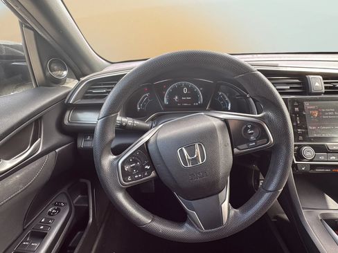 Used 2018 Honda Civic EX image 15