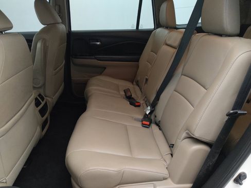 Used 2017 Honda Pilot EX-L image 18