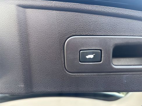 Used 2020 Acura MDX Technology image 16