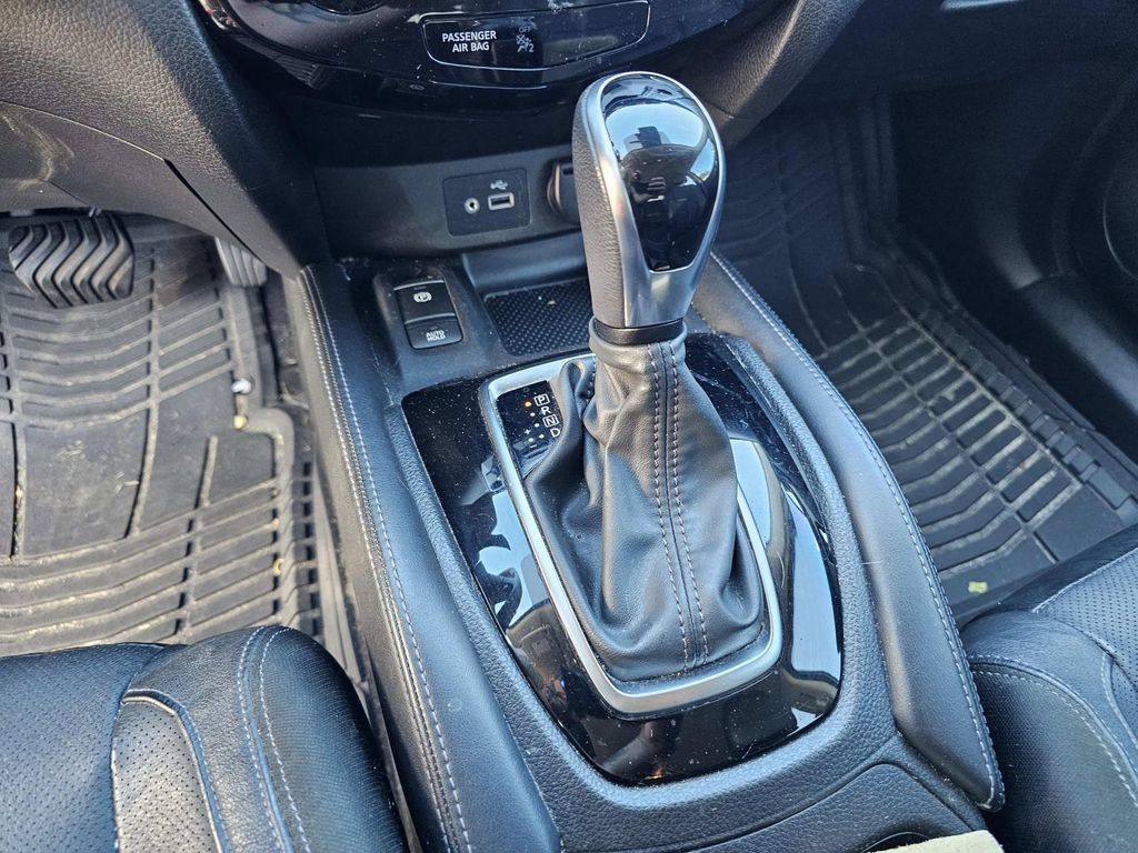 Used 2020 Nissan Rogue Sport SL AWD/4WD image 17