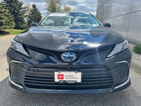 Used 2024 Toyota Camry XLE w/ Navigation Package FWD image 37