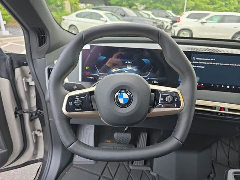 Used 2026 BMW iX xDrive45 image 33