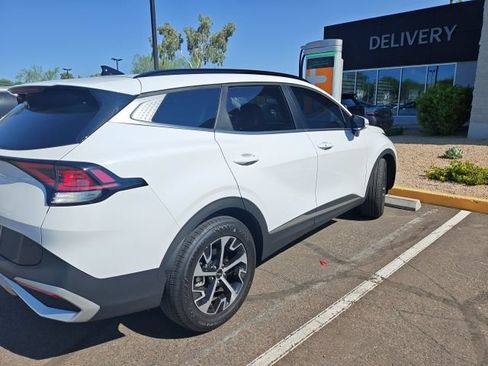 Certified 2025 Kia Sportage EX w/ Premium Package FWD image 16