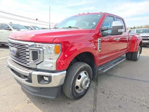 Used 2022 Ford F350 Lariat w/ Lariat Ultimate Package image 2