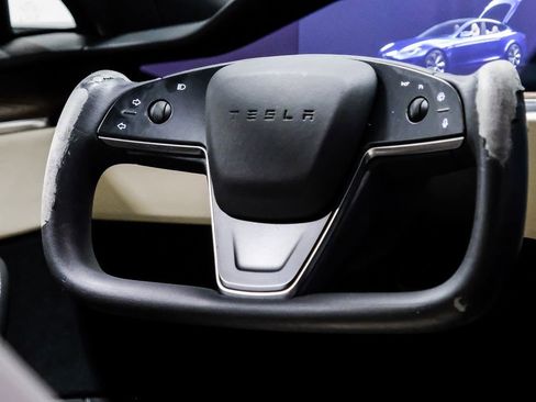 Used 2023 Tesla Model S Standard Range image 17