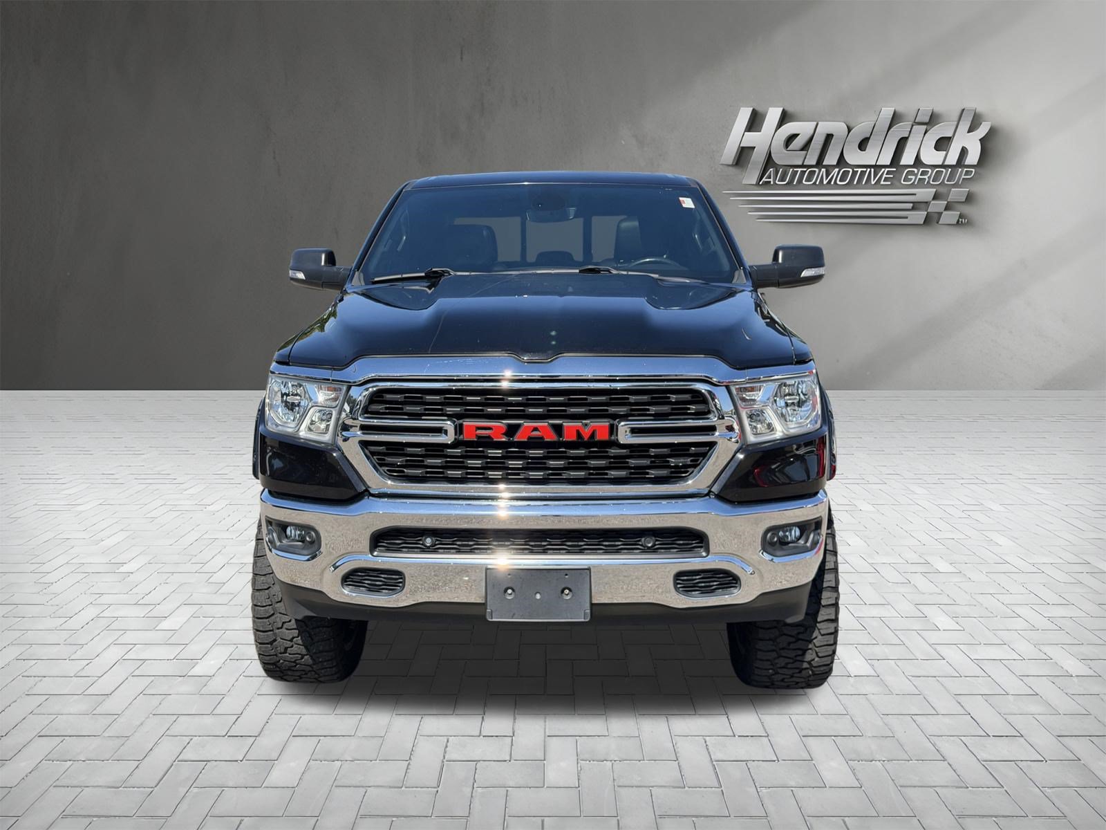 Used 2022 RAM 1500 Big Horn AWD/4WD image 3