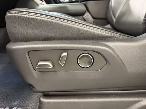 Used 2021 GMC Yukon XL Denali image 41