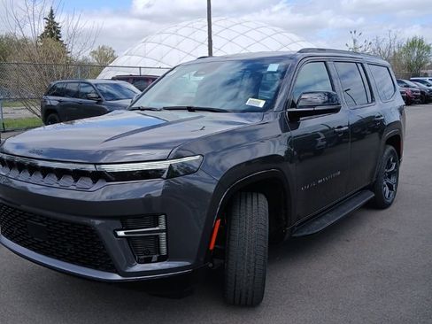 New 2026 Jeep Grand Wagoneer Limited AWD/4WD image 1