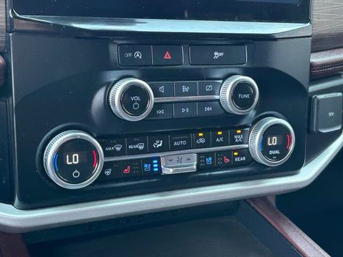 Certified 2024 Ford Expedition Max Limited RWD image 24