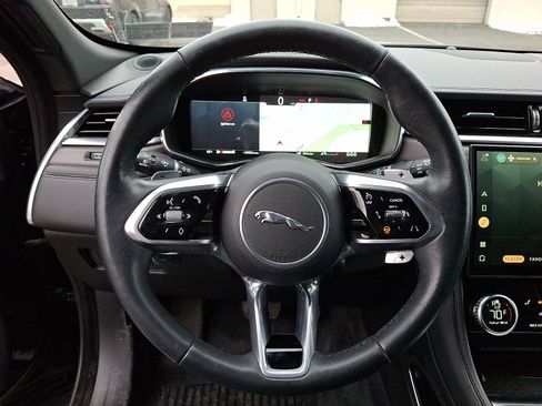 Used 2023 Jaguar F-PACE S AWD/4WD image 20