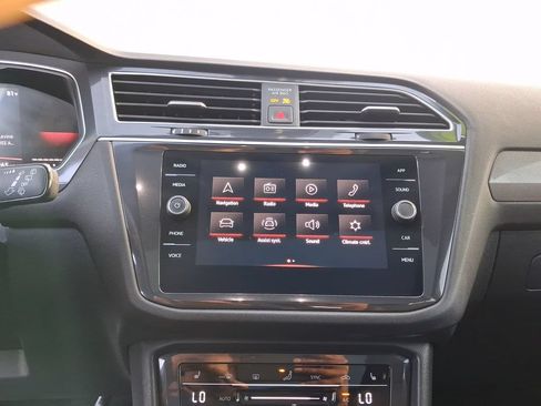Used 2024 Volkswagen Tiguan SE R-Line FWD image 26
