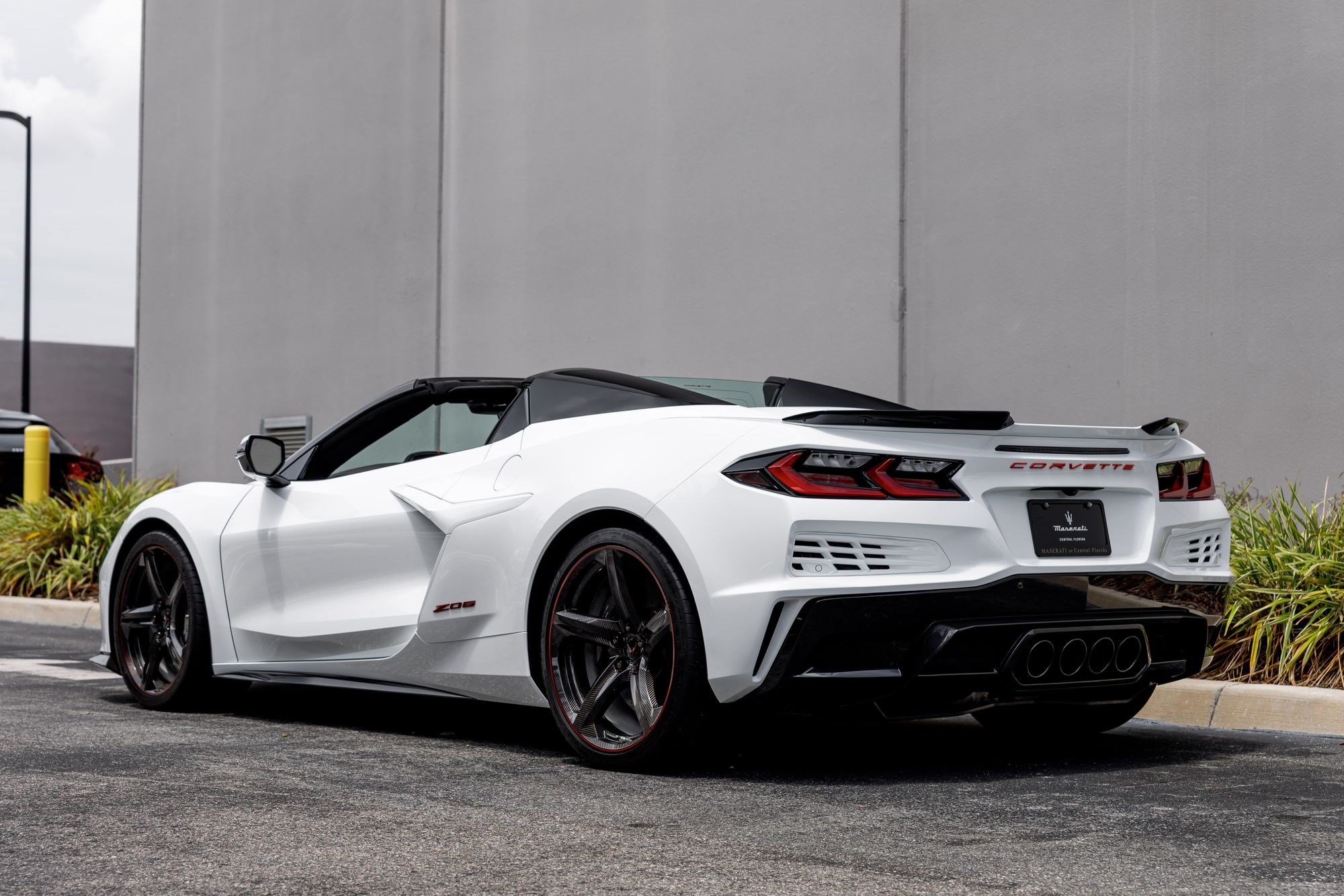 Used 2024 Chevrolet Corvette Z06 w/ Stealth Interior Trim Package RWD image 43