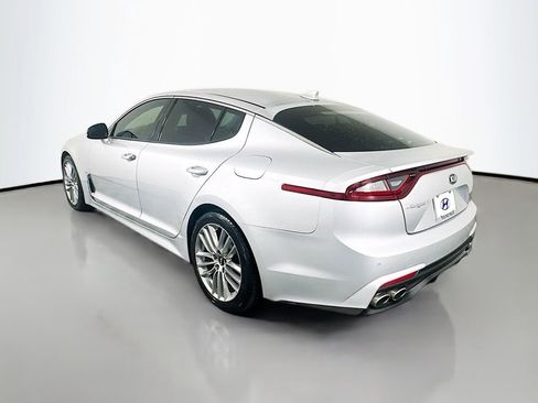 Used 2018 Kia Stinger image 7