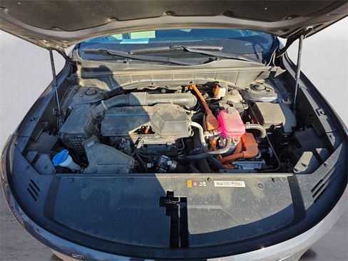 Used 2024 Kia Sorento SX Prestige w/ Panoramic Sunroof Package image 17