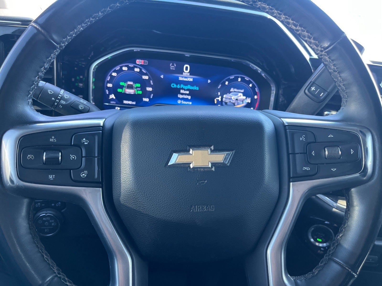 Used 2025 Chevrolet Silverado 2500 LTZ w/ LTZ Plus Package AWD/4WD image 13