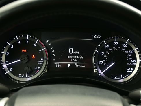 Used 2024 Toyota Highlander LE image 24