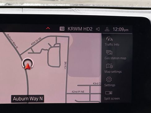 Used 2020 BMW 540i w/ M Sport Package image 11