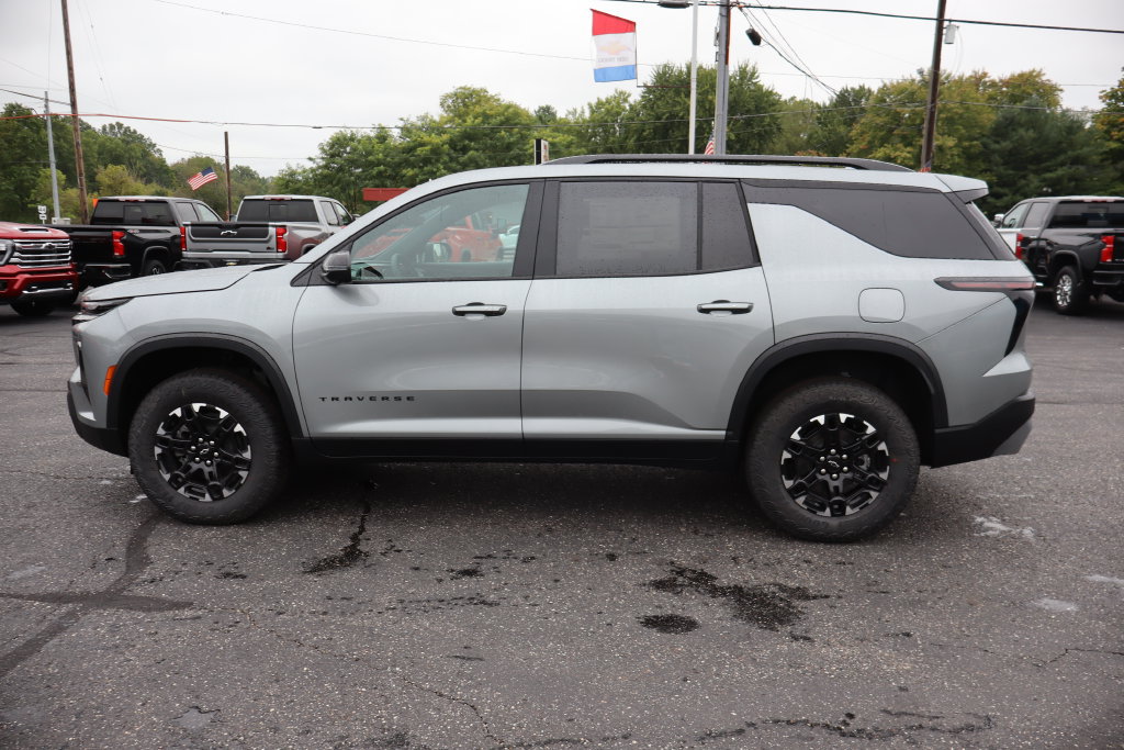 New 2027 Chevrolet Traverse Z71 w/ Driver Confidence Package AWD/4WD image 29