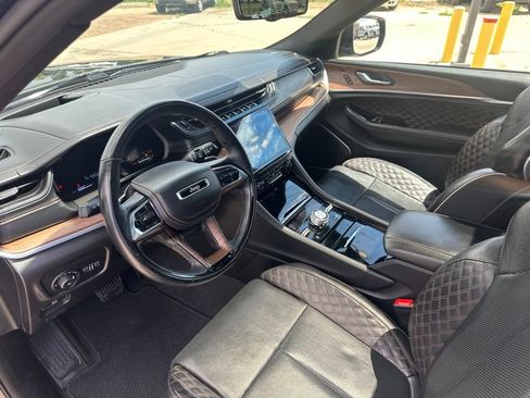 Used 2021 Jeep Grand Cherokee L Summit w/ Advanced Protech Group IV AWD/4WD image 15