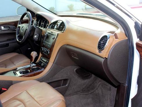 Used 2015 Buick Enclave Leather image 17