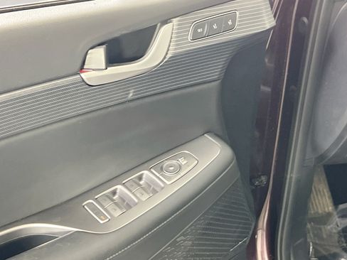 Used 2023 Hyundai Palisade Limited AWD/4WD image 18