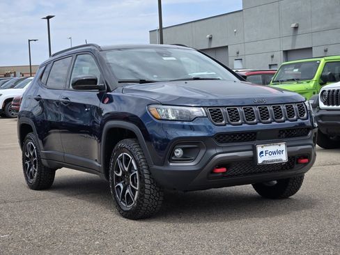 New 2026 Jeep Compass Trailhawk w/ Sun, Sound & Navigation Group AWD/4WD image 2