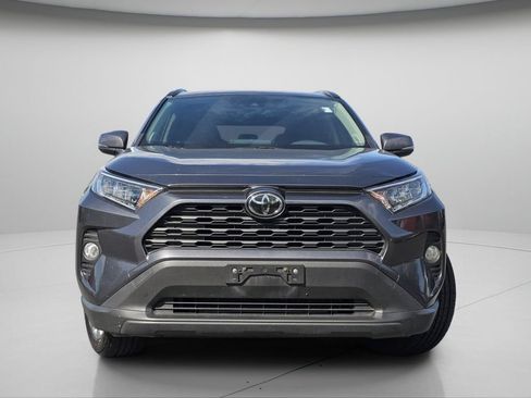 Used 2019 Toyota RAV4 XLE Premium w/ Cold Weather Package AWD/4WD image 3