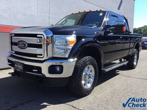 Used 2016 Ford F250 Lariat w/ Chrome Package AWD/4WD image 5