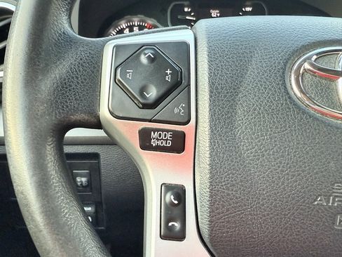 Used 2018 Toyota Tundra SR5 image 37