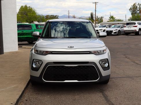Used 2020 Kia Soul LX FWD image 16