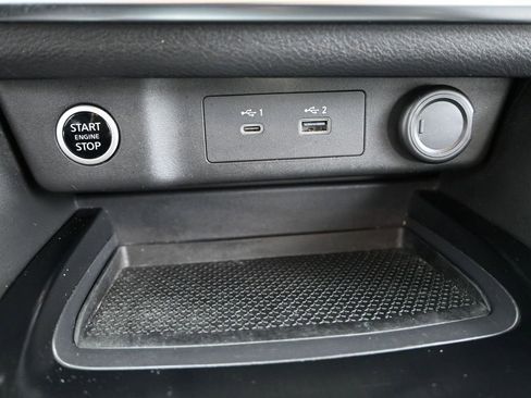 Used 2021 Nissan Rogue SV image 19