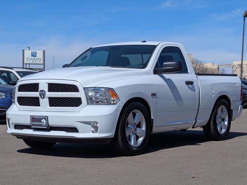 Used 2014 RAM 1500 Express RWD image 8