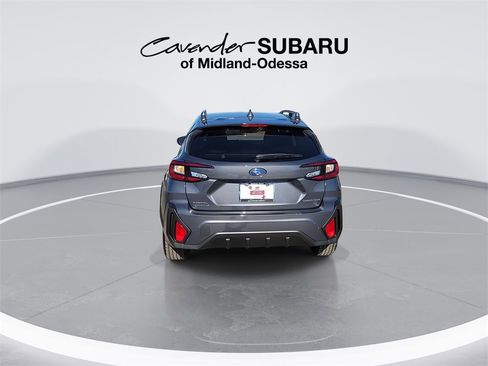 Used 2025 Subaru Crosstrek 2.0i Premium image 7
